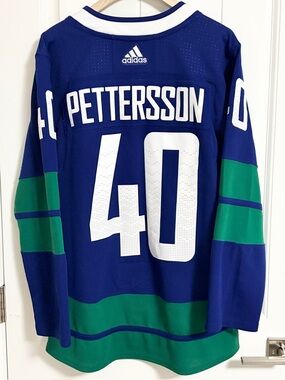 Authentic Adidas Vancouver Canucks Elias Pettersson Stick Jersey Size 46 Small